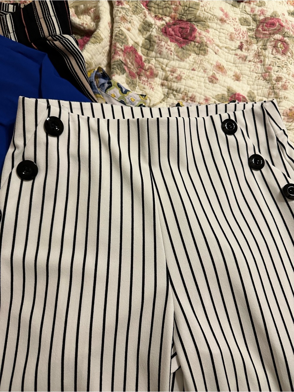M Cato Pinstripe White Black Button Pants